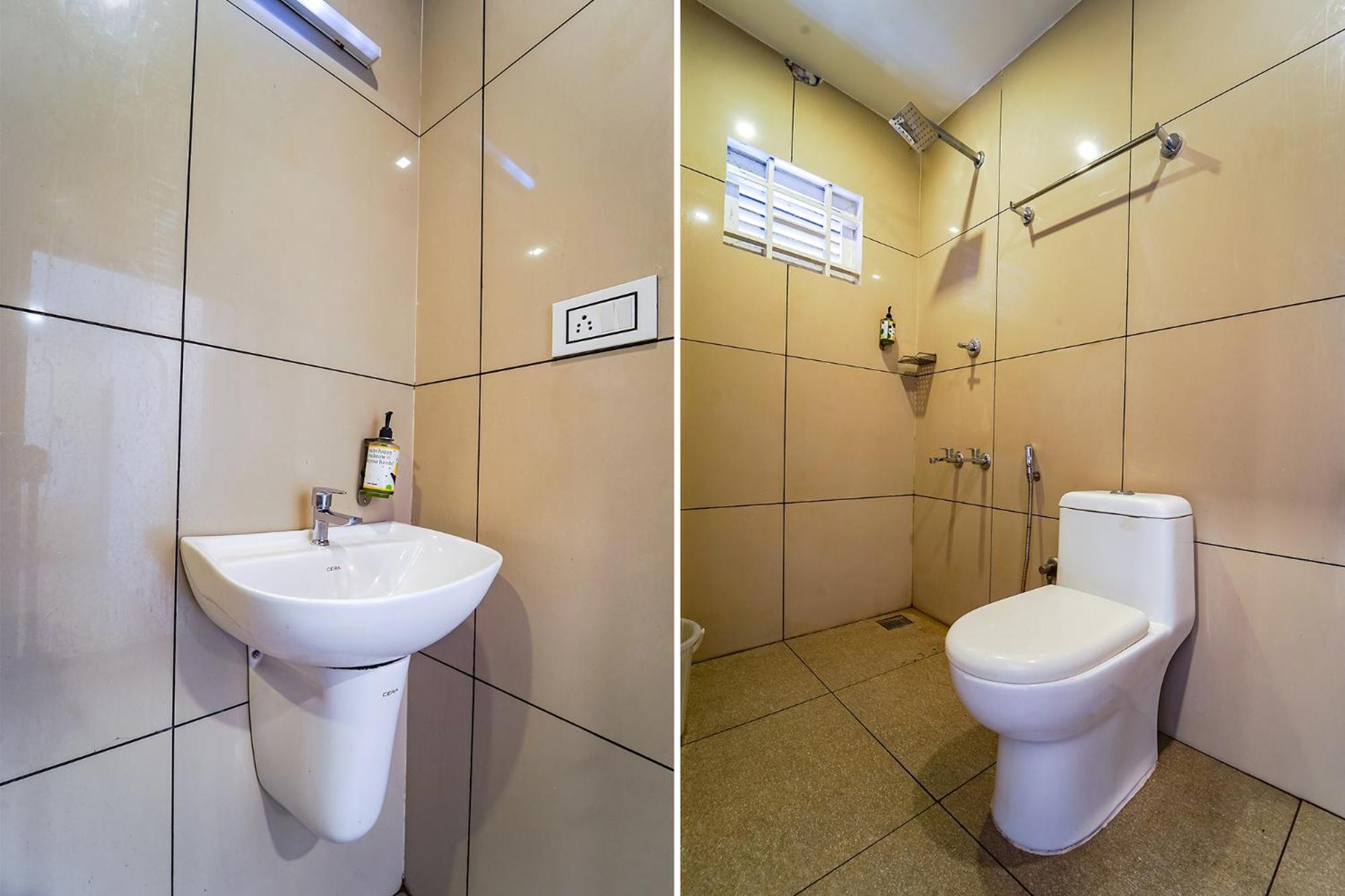 Hotel Zion Plaza Nedumbassery Esterno foto
